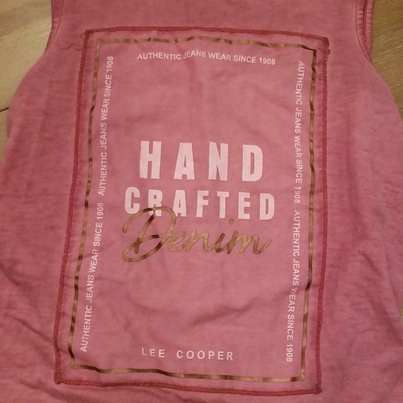 Funky T - Picture 2 of 4